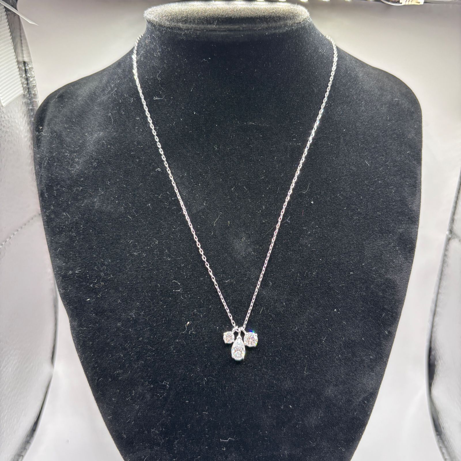 6938 SWAROVSKI スワロフスキー ネックレス ATTRACT CLUSTER 