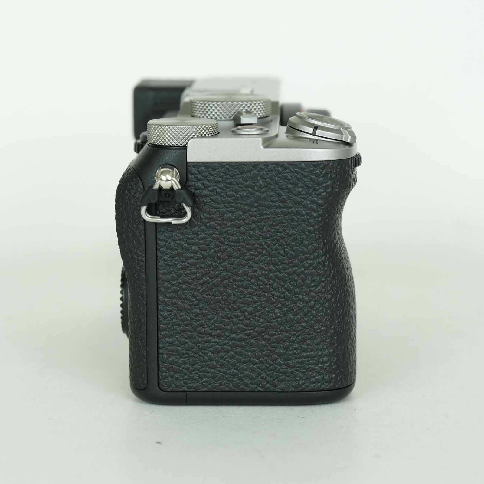 良品 | シャッター数2,500回] SONY α7C II（ILCE-7CM2） [ボディ