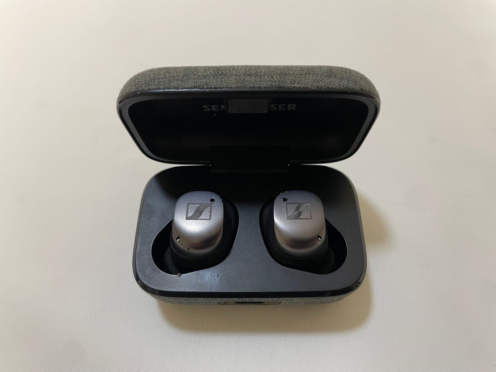 ○ ゼンハイザー SENNHEISER ワイヤレスイヤホン MOMENTUM True