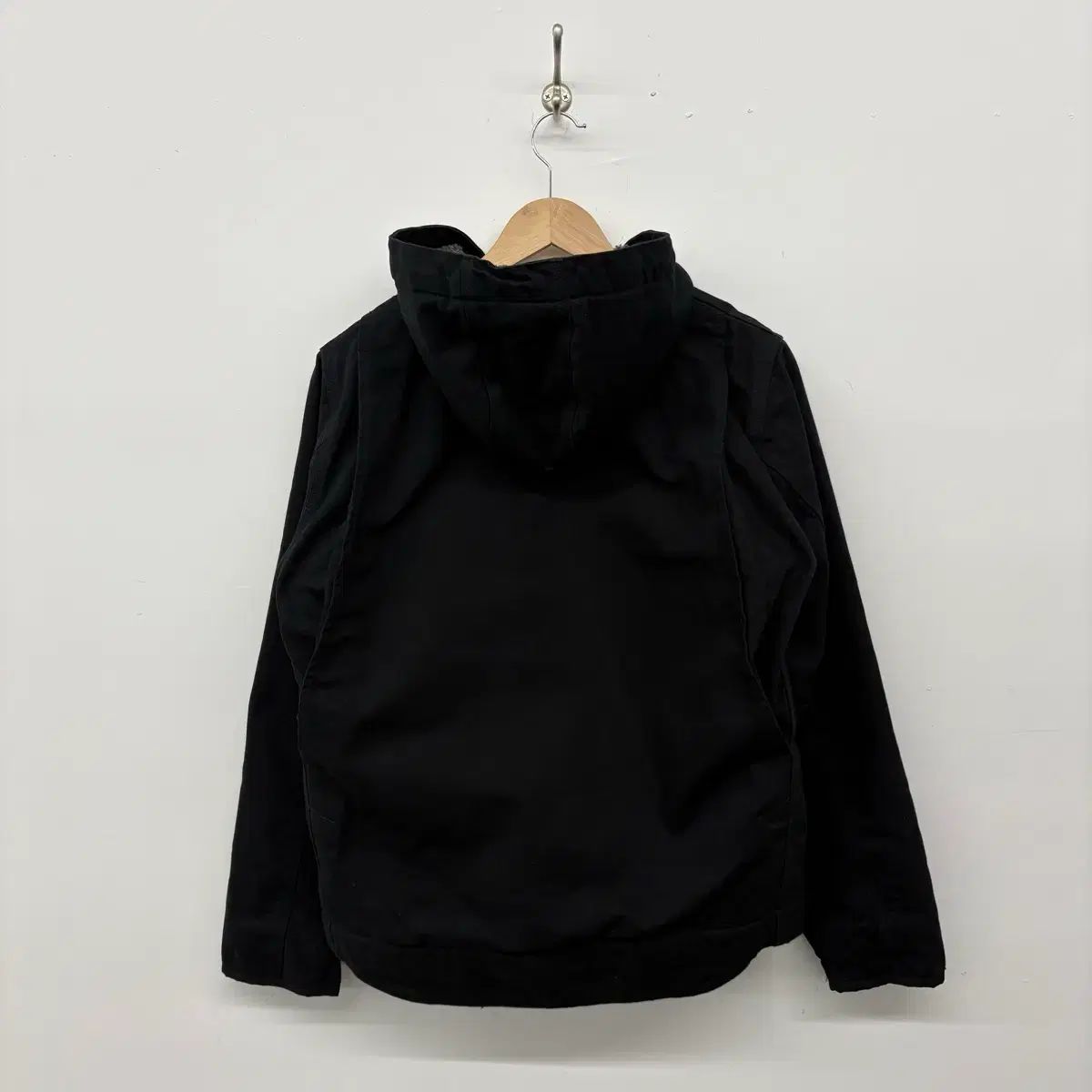 Carhartt カーハート ブラック フード ウォーク ジャケット 下/S Carhartt（カーハート） 並行輸入品 カーハートB11 Washed Duck Work