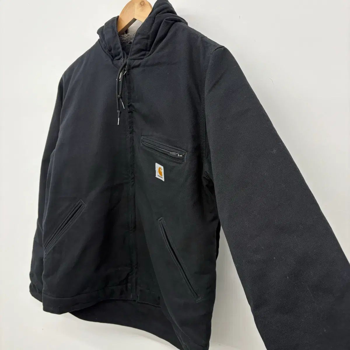 Carhartt カーハート ブラック フード ウォーク ジャケット 下/S Carhartt（カーハート） 並行輸入品 カーハートB11 Washed Duck Work