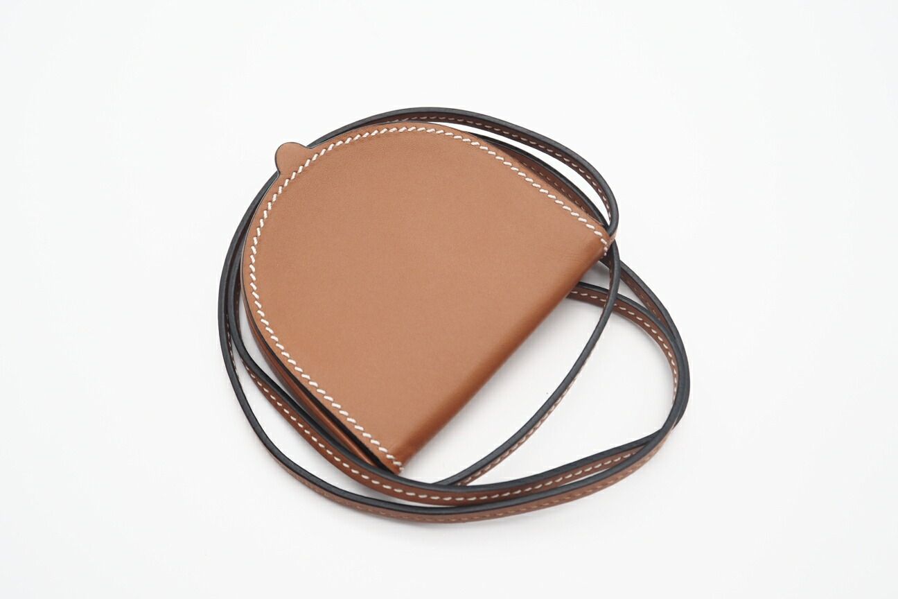 ☆3日以内返品可☆ 極美品 LOEWE ロエベ アナグラム ヒールポーチ ミニ