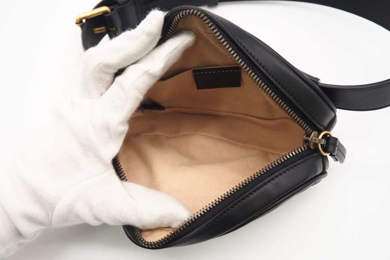 【極美品】グッチ GGマーモント ウエストポーチ キルティング 黒 476434 ☆3日以内返品可☆ 美品 GUCCI グッチ GGマーモント キルティング