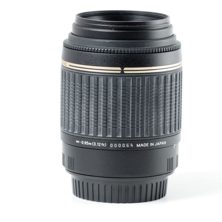 TAMRON タムロンAF 55-200mm F/4-5.6Di II LD MACRO キヤノンEF