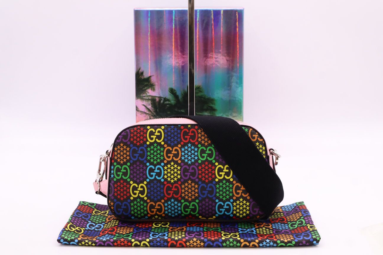 ☆3日以内返品可☆ 美品 GUCCI グッチ GGサイケデリック レザー