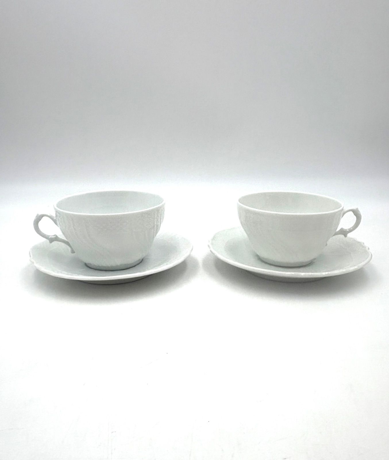 カップ-ソーサー