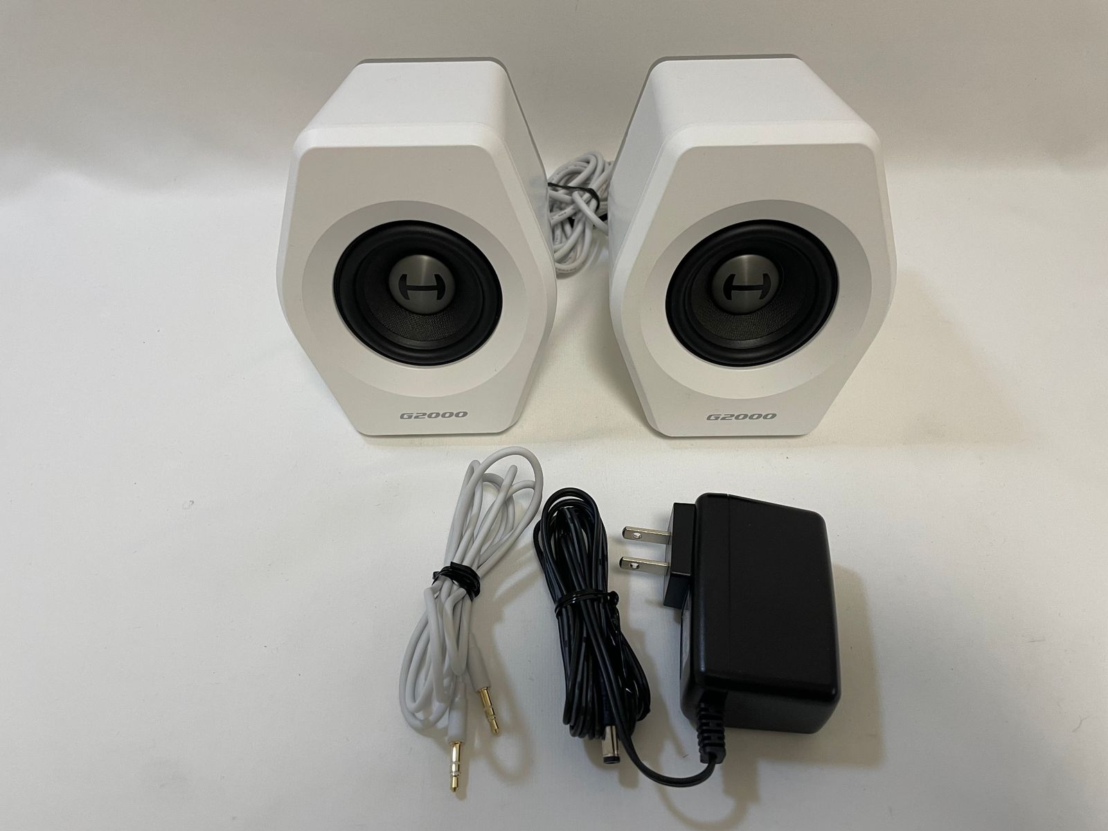 ○ エディファイア EDIFIER ゲーミング スピーカー G2000 ホワイト