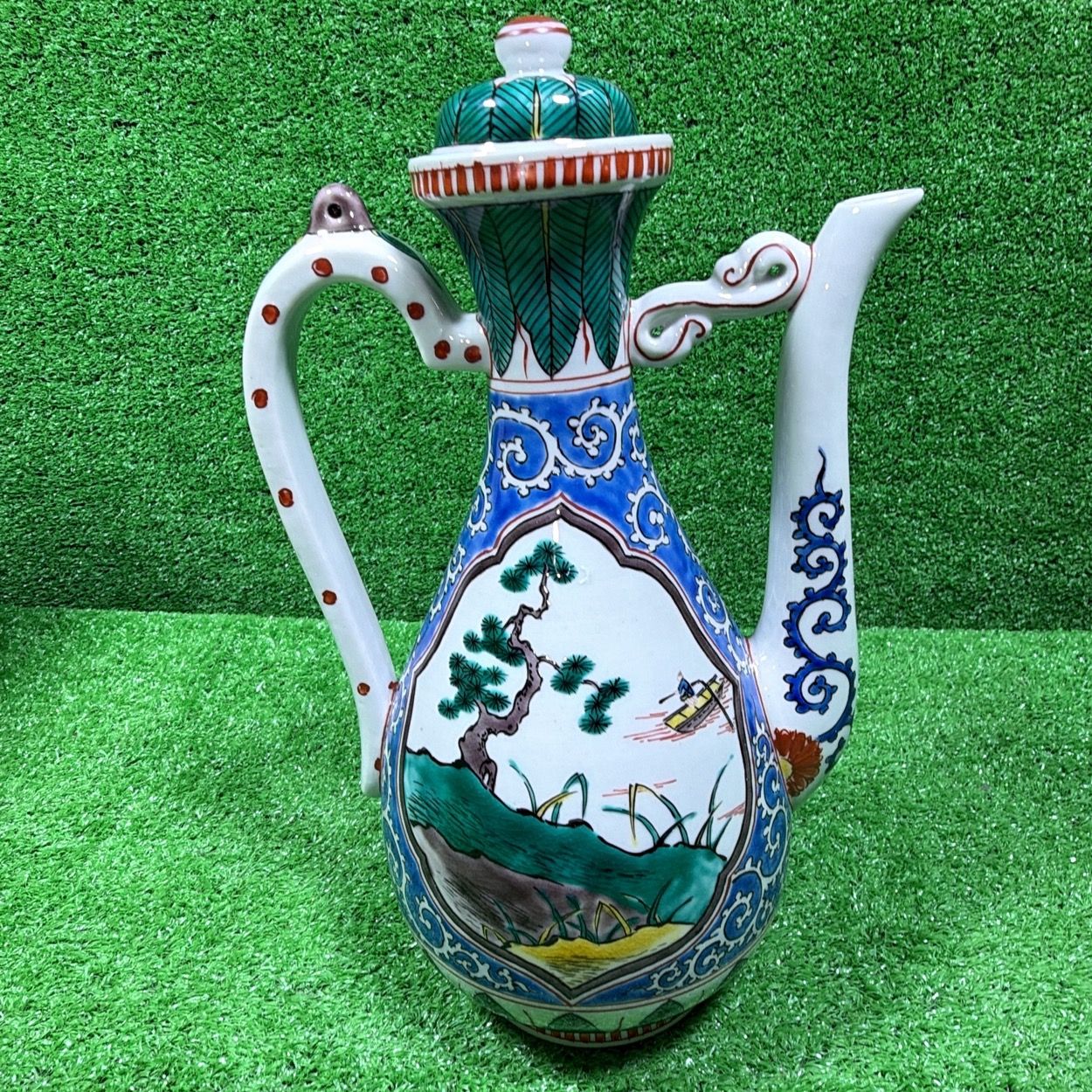 共箱付】九谷焼 古九谷意 水瓶 水注 陶山 銘 角福 色絵 山水人物図