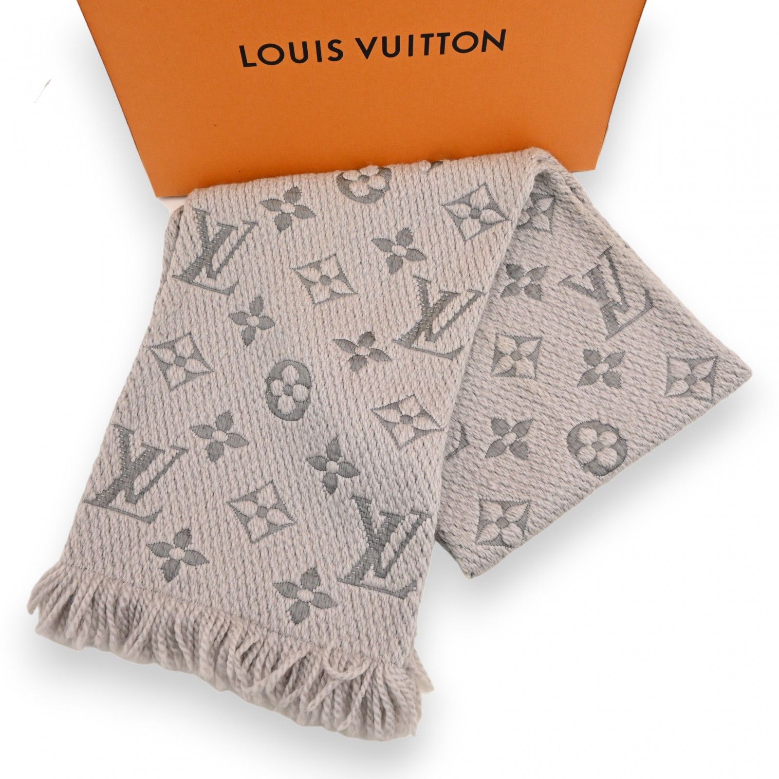 ルイヴィトン モノグラム エシャルプ ロゴマニア マフラー グレー A