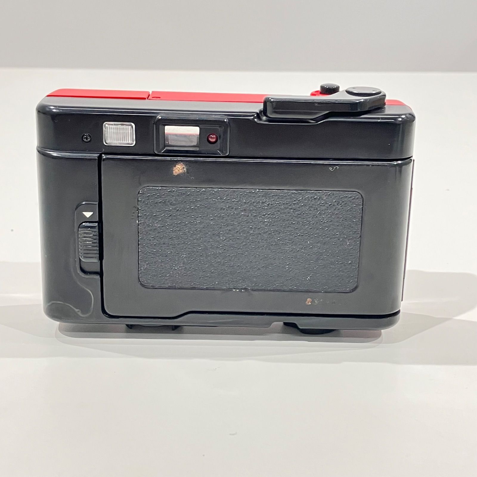 カメラ Konica C35 EF3 レッド フィルムカメラ レトロ ジャンク【送料