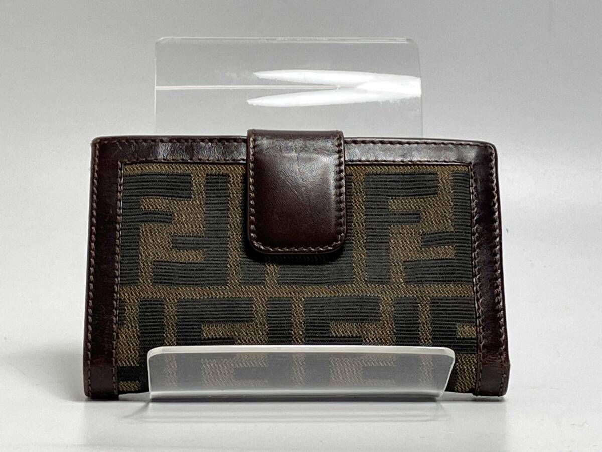 FENDI／ズッカ／2270.01692.008 フェンディ(FENDI)|ズッカ柄二つ折り 