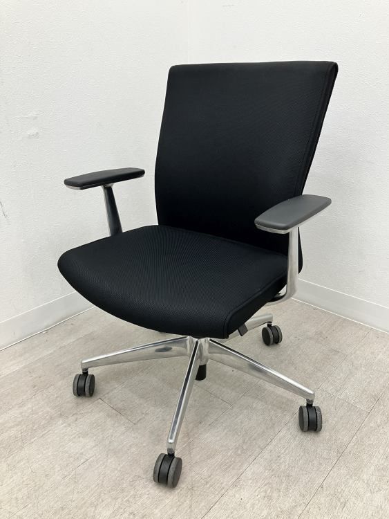 品 コクヨ 固定肘付プントチェア CR GA2441 ブラック