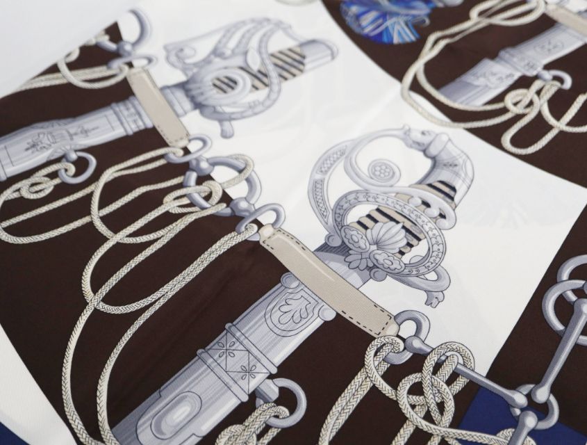 エルメス HERMES カレ90 クリケティス Cliquetis ホワイト×ブラウン