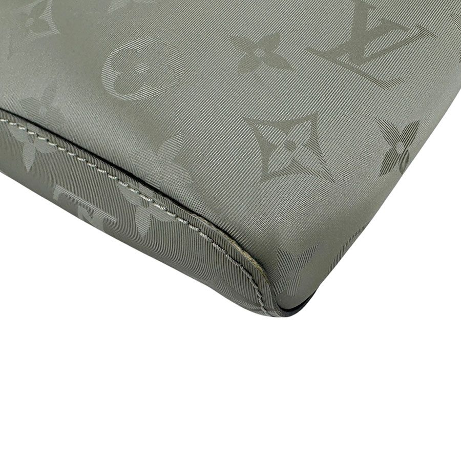 ルイ ヴィトン LOUIS VUITTON ショルダーバッグ モノグラム チタニウム 