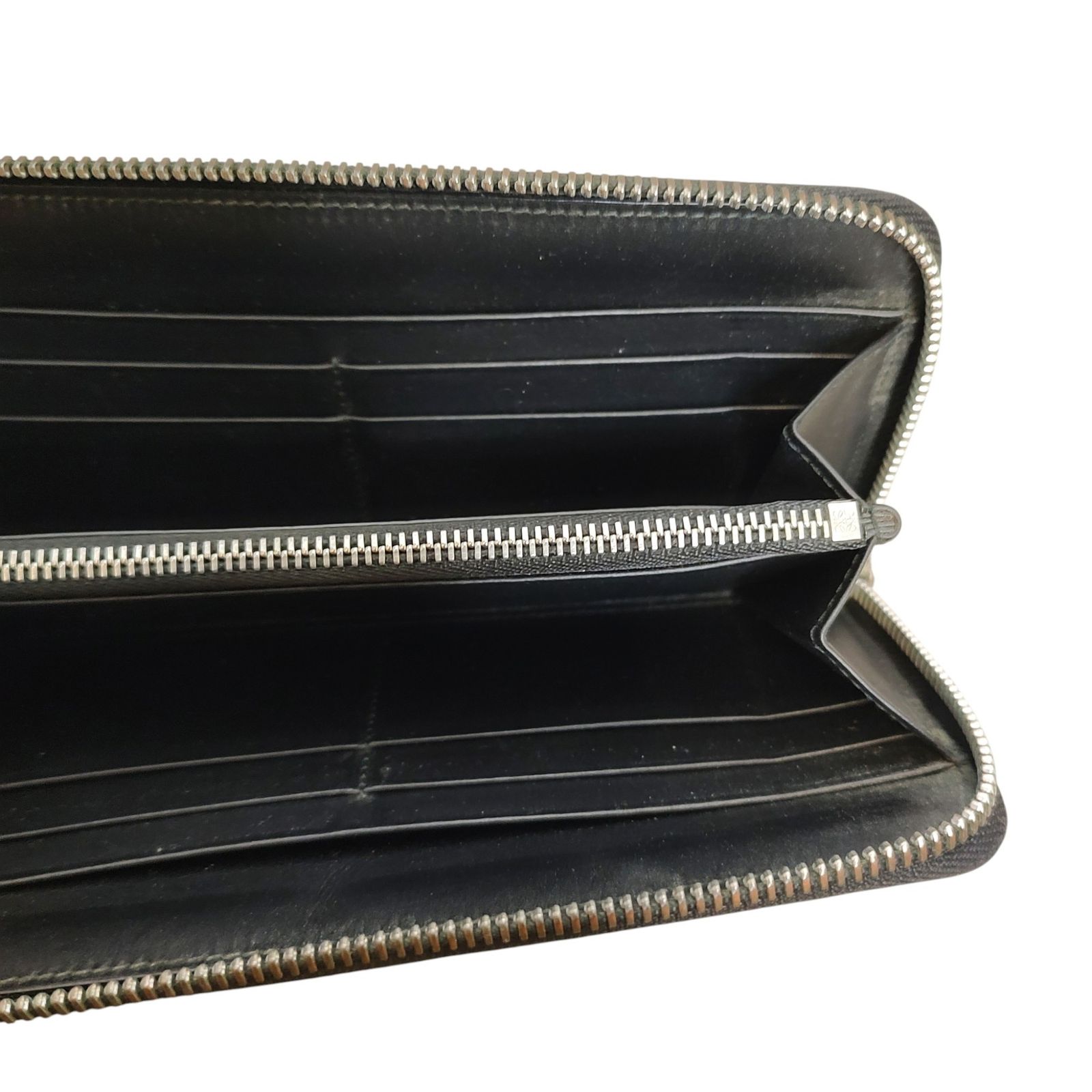 LOEWE ロエベ リピート アナグラム レザー 長財布 F ブラック - メルカリ