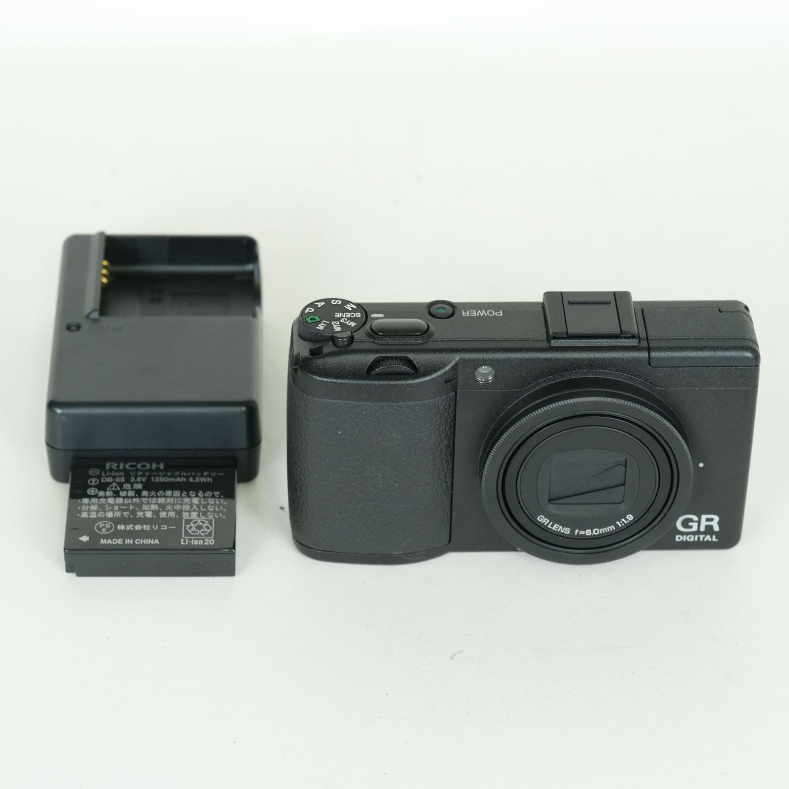 【美品】RICOH GR DIGITAL Ⅲ デジカメ ショット数2526 美品 | シャッター数1,220回] RICOH GR DIGITAL III | コンパクト