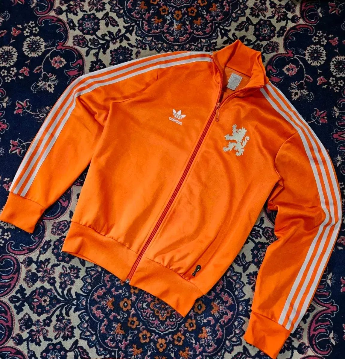 アディダス x FIFA オールドスクール オランダ 韓国国家代表 トラック