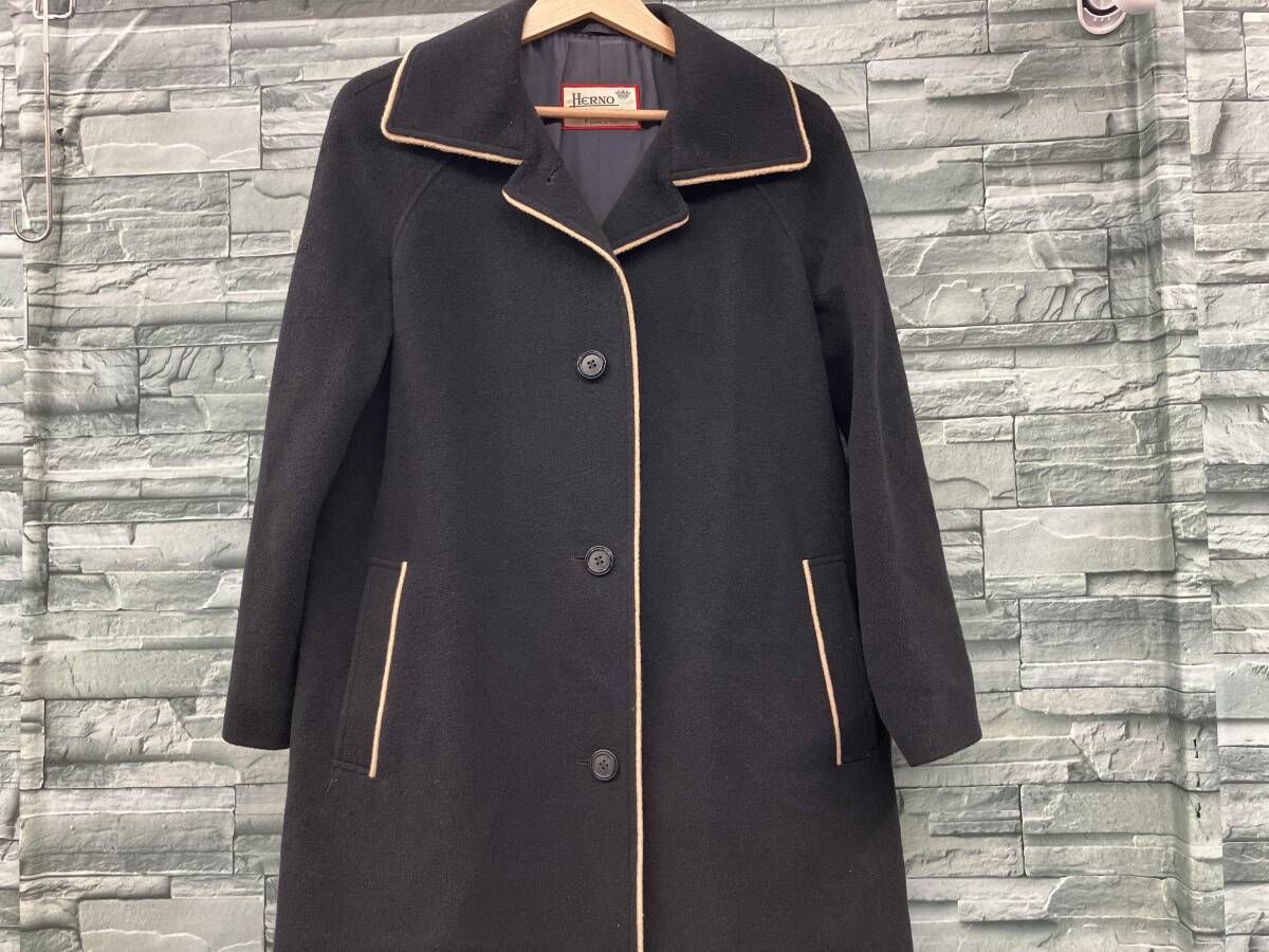 HERNO/チェスターコート/ブラック/ダブルボタン/内側総柄/レッド