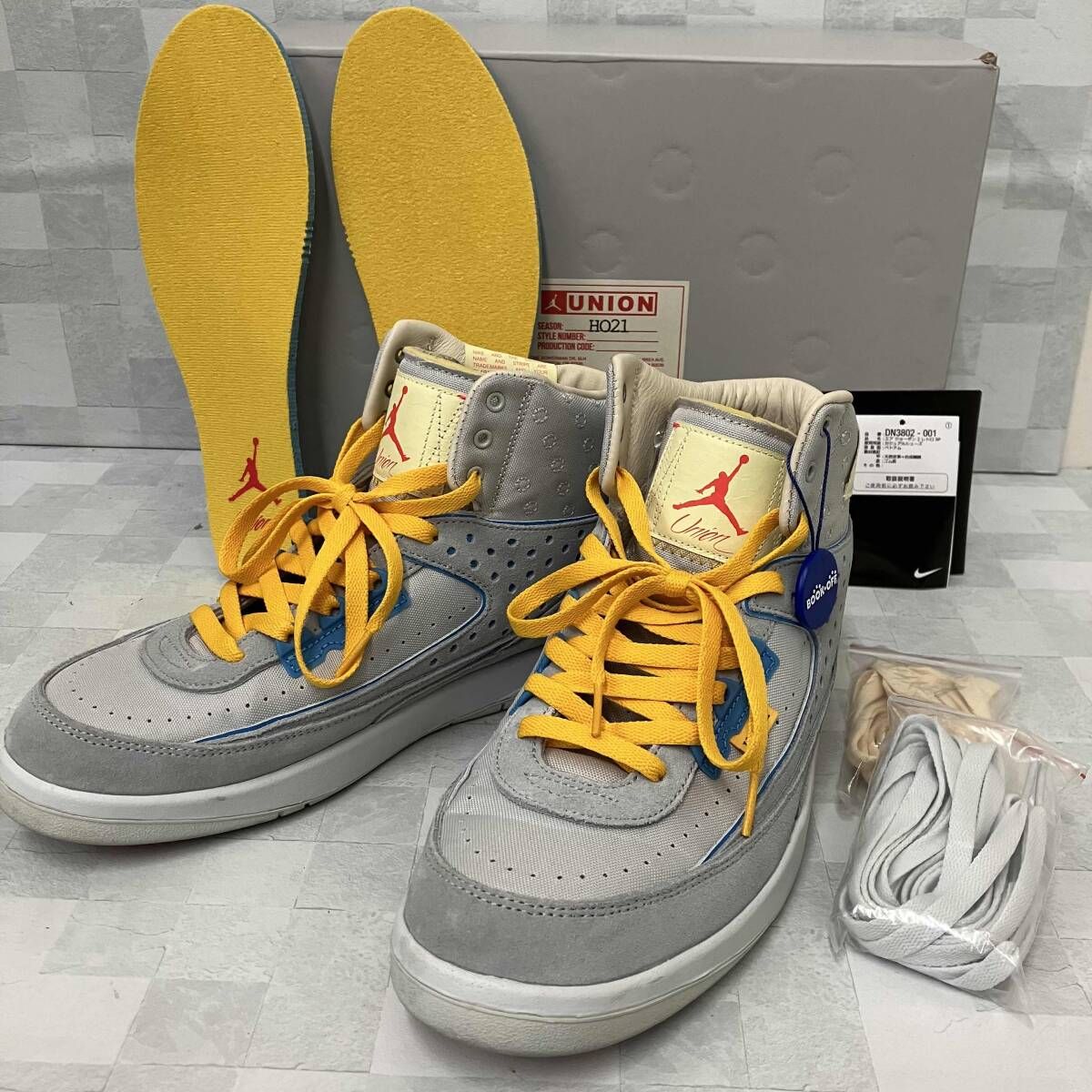 NIKE ナイキ スニーカー 箱有り 替紐有り（2本） FAKEBUSTERS鑑定 