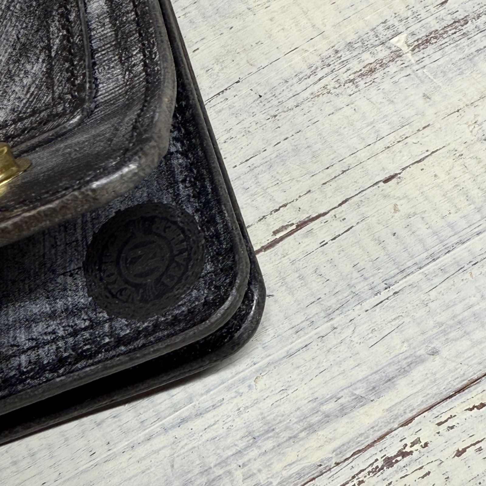 トラッカーウォレット ロング 3層】 ブライドルレザー ゴールド