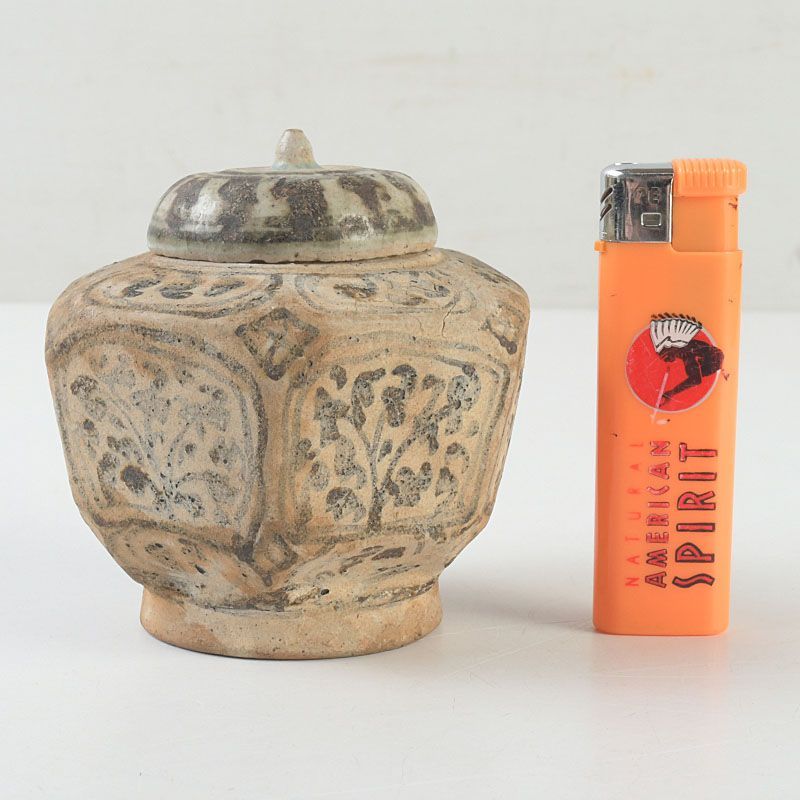 タイ古陶磁 スンコロク 宋胡録 蓋付 小壷 C S656 - メルカリ