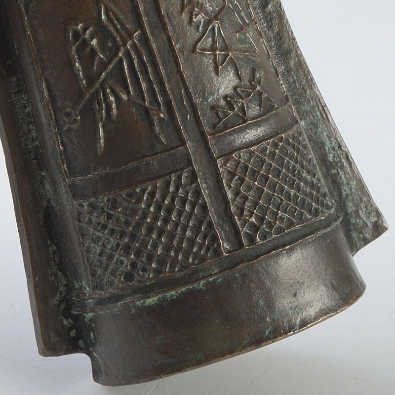 高岡銅器 古賀忠雄 鋳銅 卓鈴 置物 共箱 N S658 - メルカリ