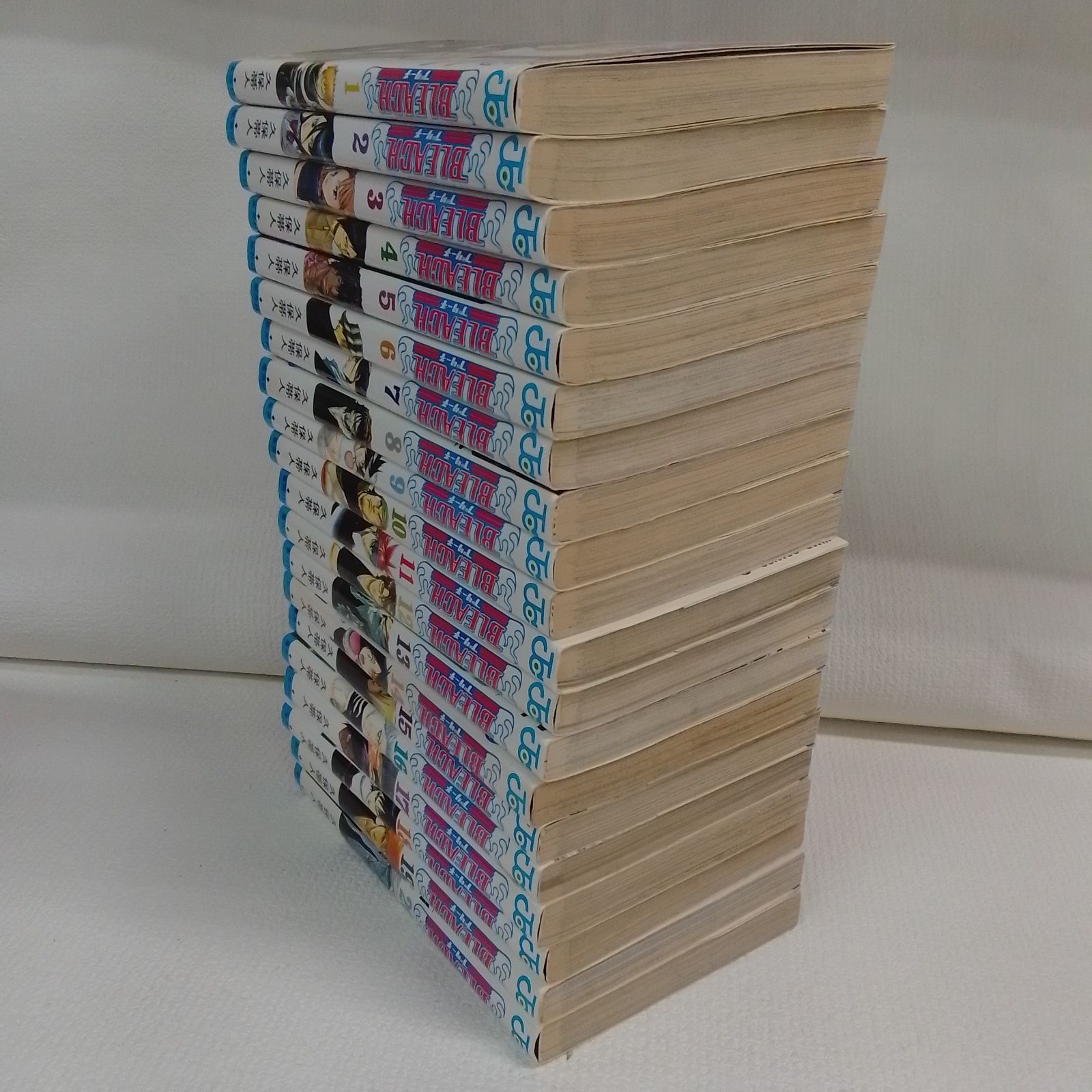 ☆【未開封あり】BLEACH ブリーチ 1~74巻 全巻＋関連書籍1冊+関連DVD