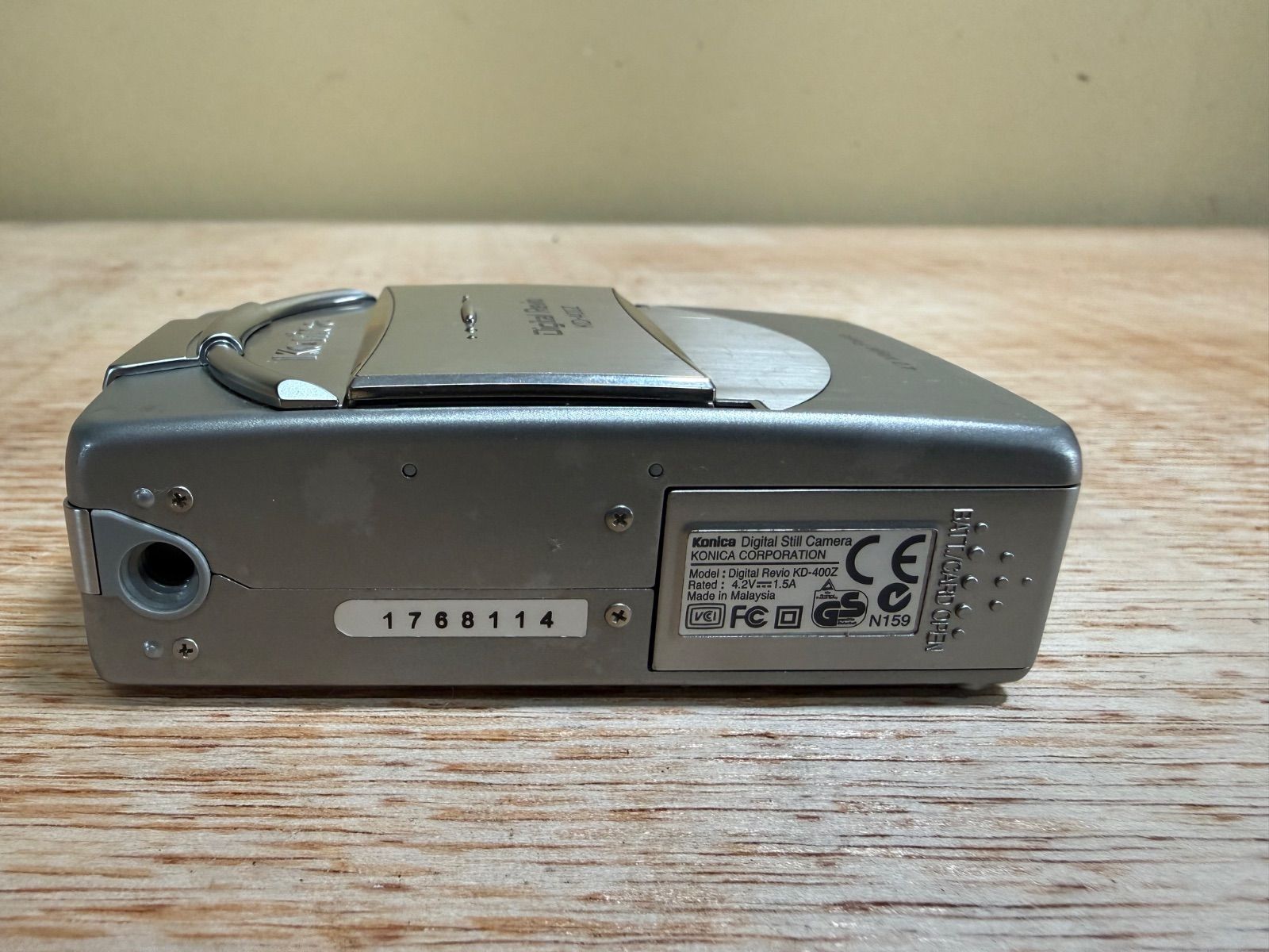 コニカミノルタ デジカメ Digital Revio KD-400Z ジャンク品 - メルカリ