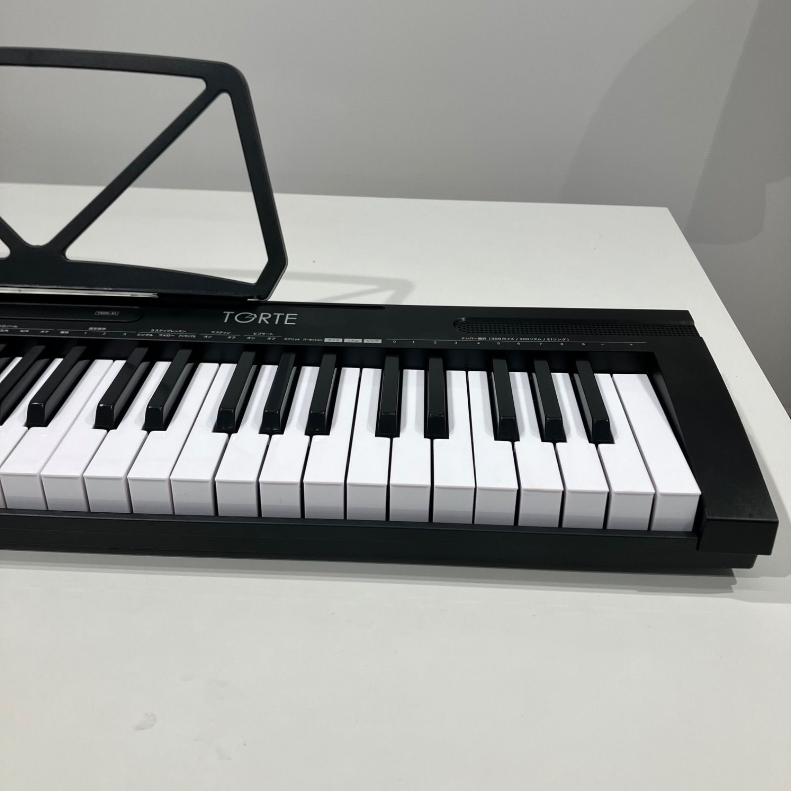 【期間限定値下げ】TORTE 電子キーボード　スタンドTSDK-61 電子ピアノ キーボード 電子ピアノ TORTE TSDK-61 【送料無料】 - メルカリ