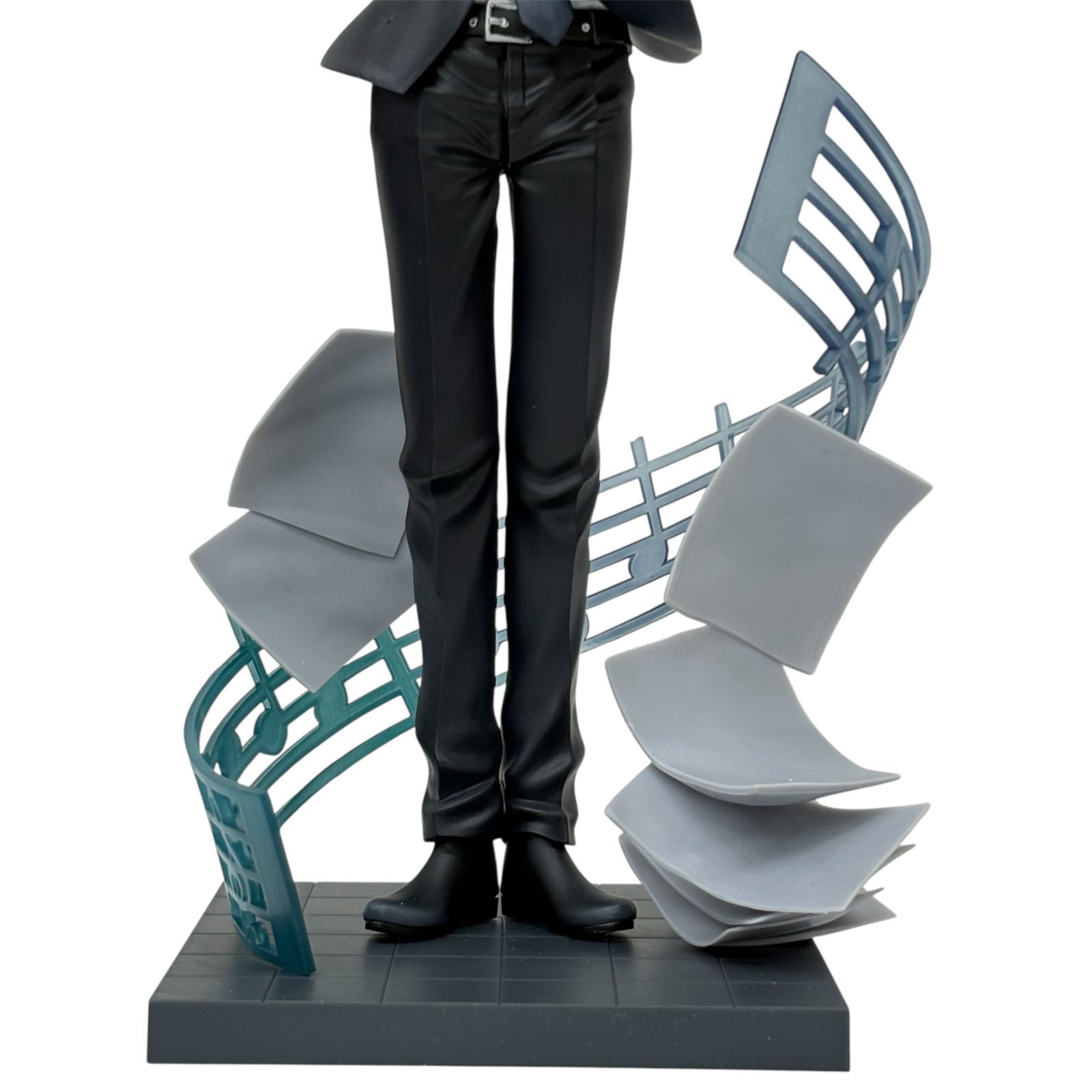 HUNTER×HUNTER Exc∞d クロロ 鎮魂歌 フィギュア - メルカリ