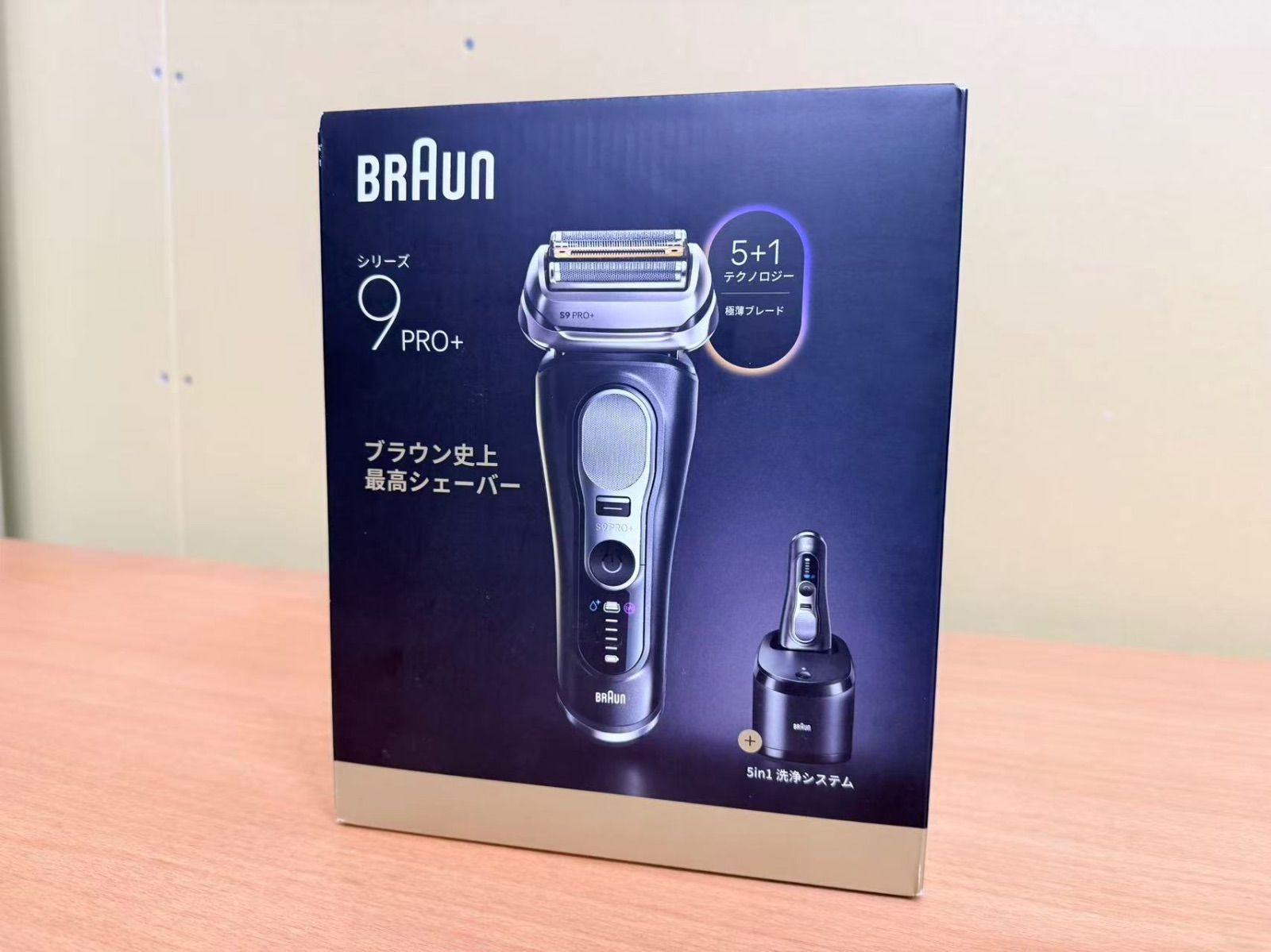 新品 ブラウン シリーズ9 Pro+ 9650cc [マットブラック] 4 枚刃 往復式 