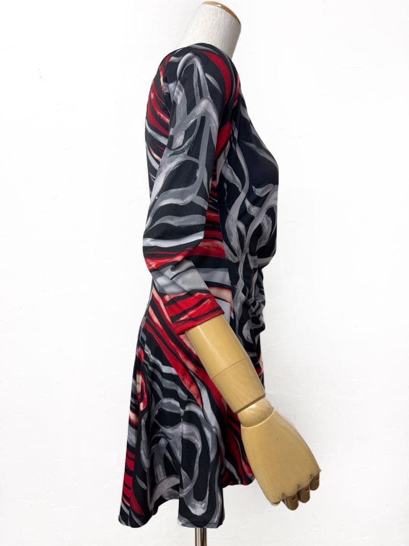 スタイリッシュ】新品社交ダンス 赤黒プリントチュニックr391 - メルカリ