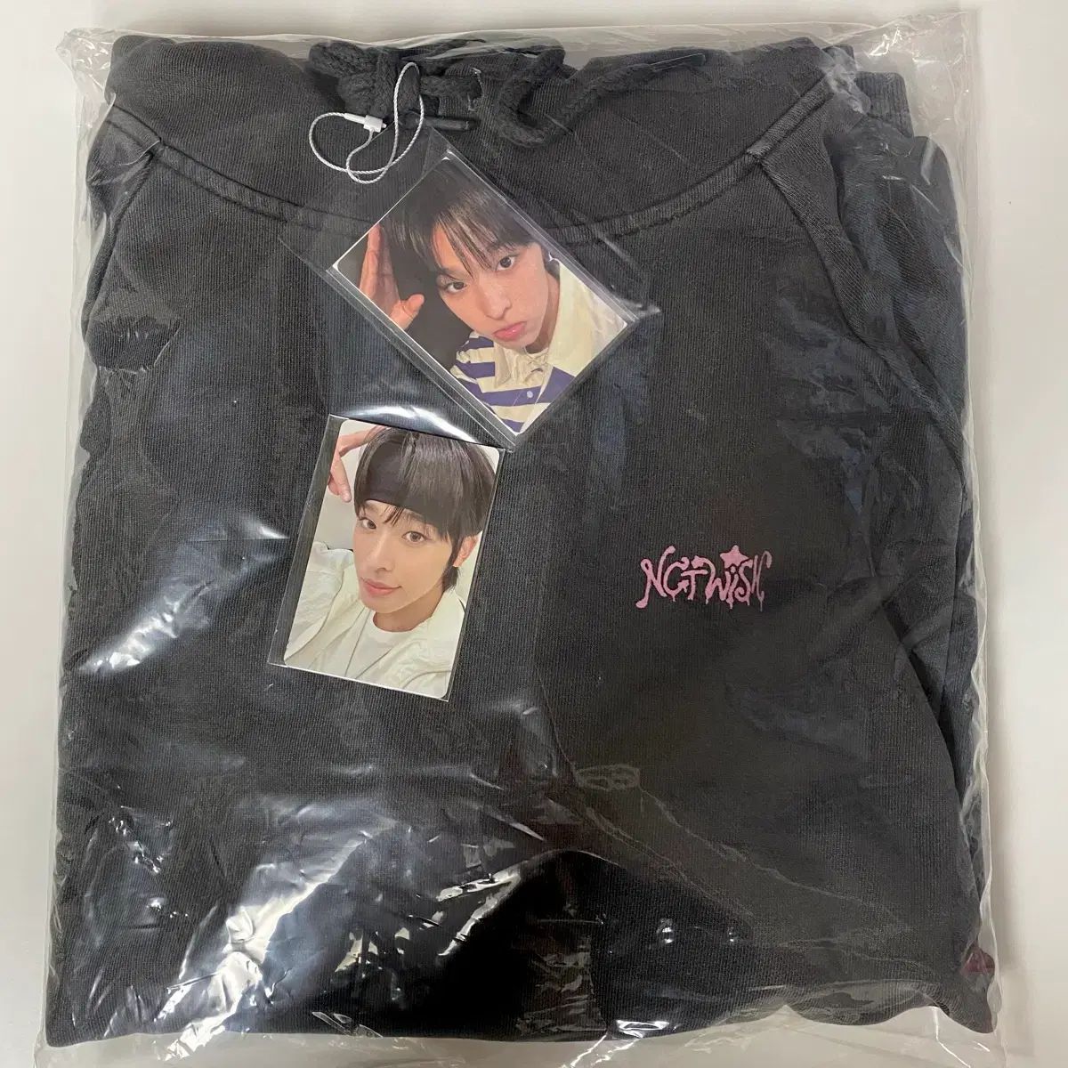 NCT WIND AND WISH リー クHOOD 50 000円 トレカ 含む