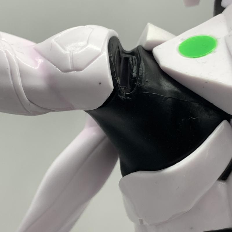 推定 フィギュア