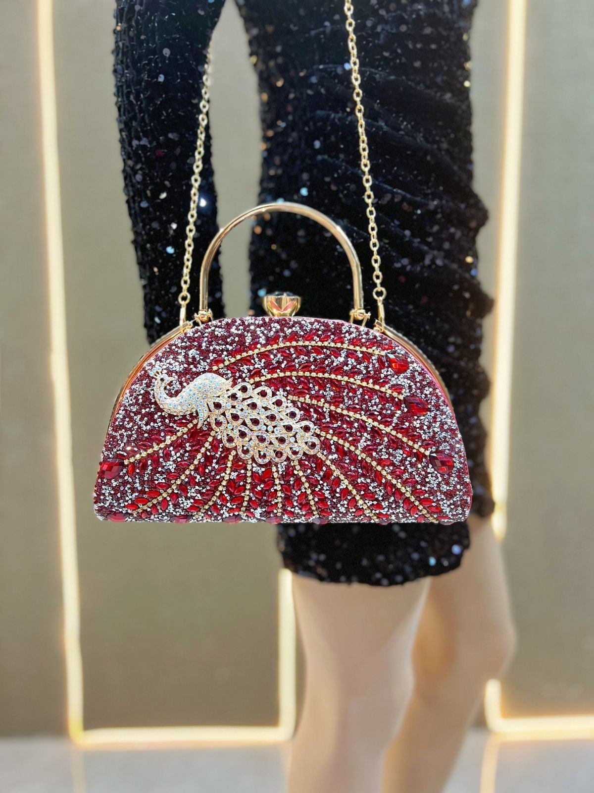 超希少・最新作！】カラーは全5色展開 パーティーバッグ 孔雀 ライン