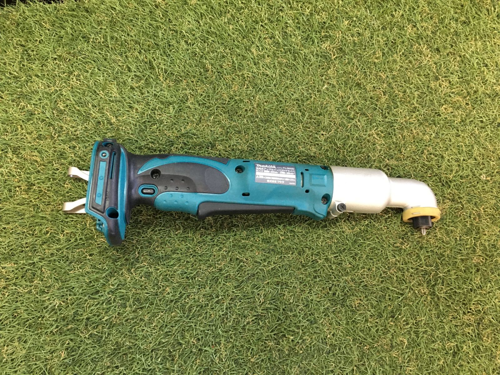 v充電式アングルインパクトドライバ