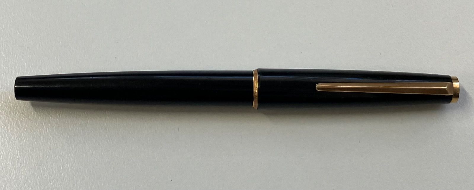T 984 モンブラン 万年筆 ブラック 黒 585