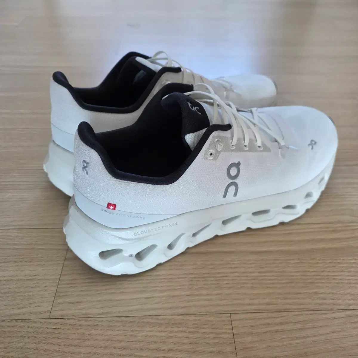 オンランニング クラウドティルト 28.