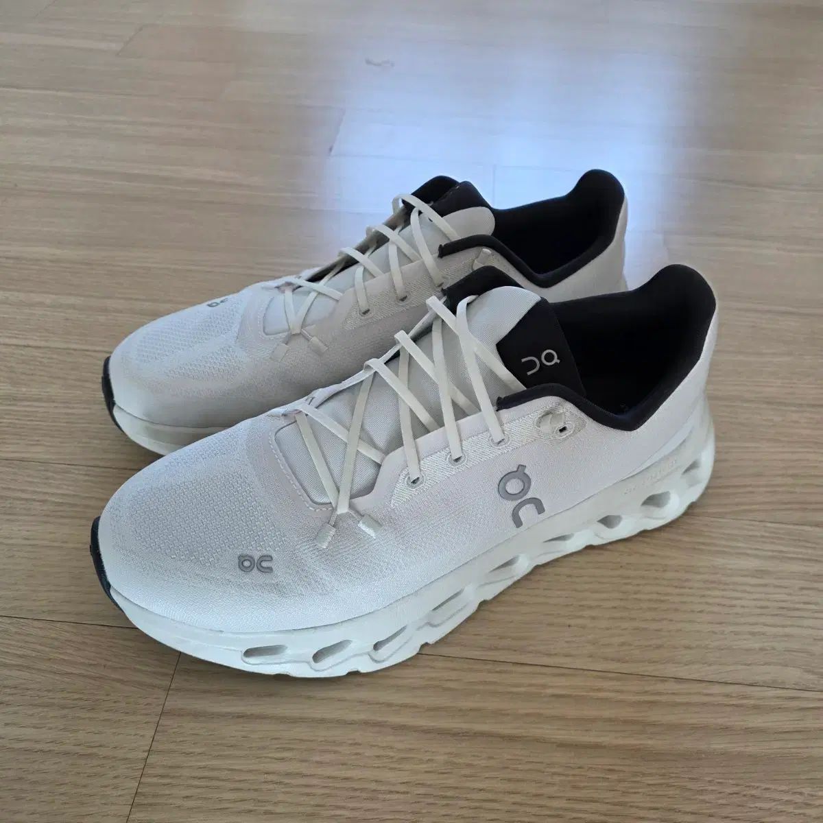 オンランニング クラウドティルト 28.