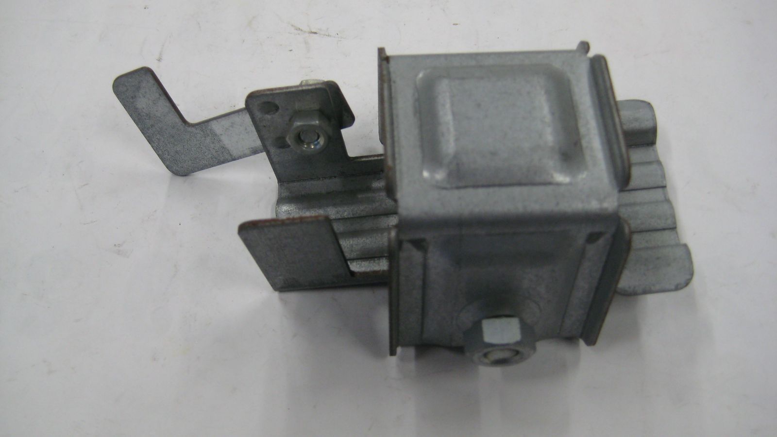 アングル取付金具 22ヶ入り