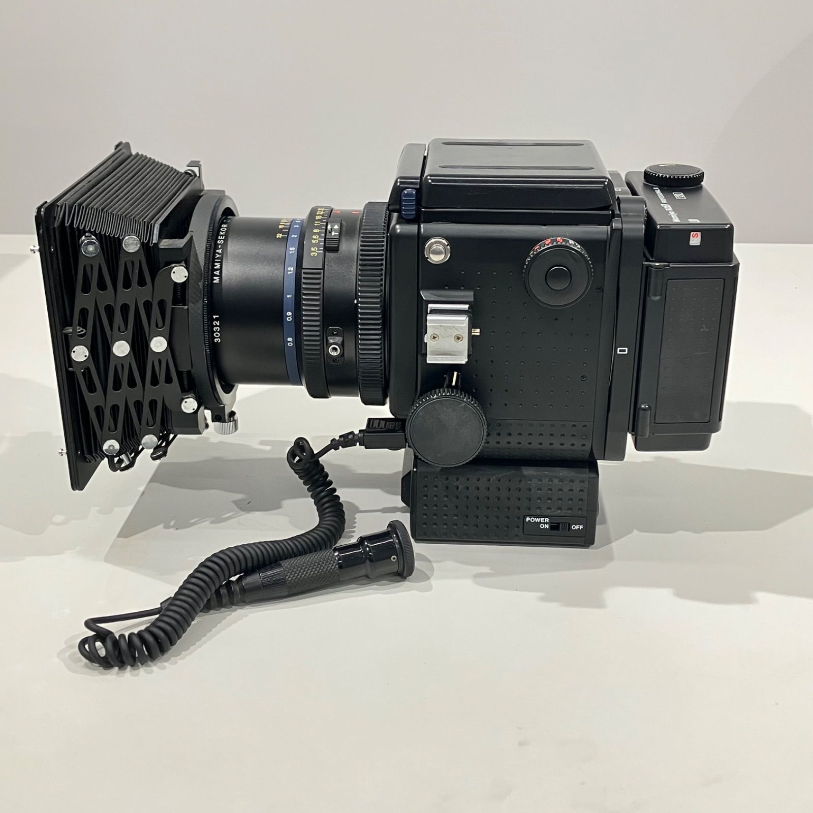 マミヤ RZ67 PROⅡ その他付属品あり フィルムカメラ 【送料無料