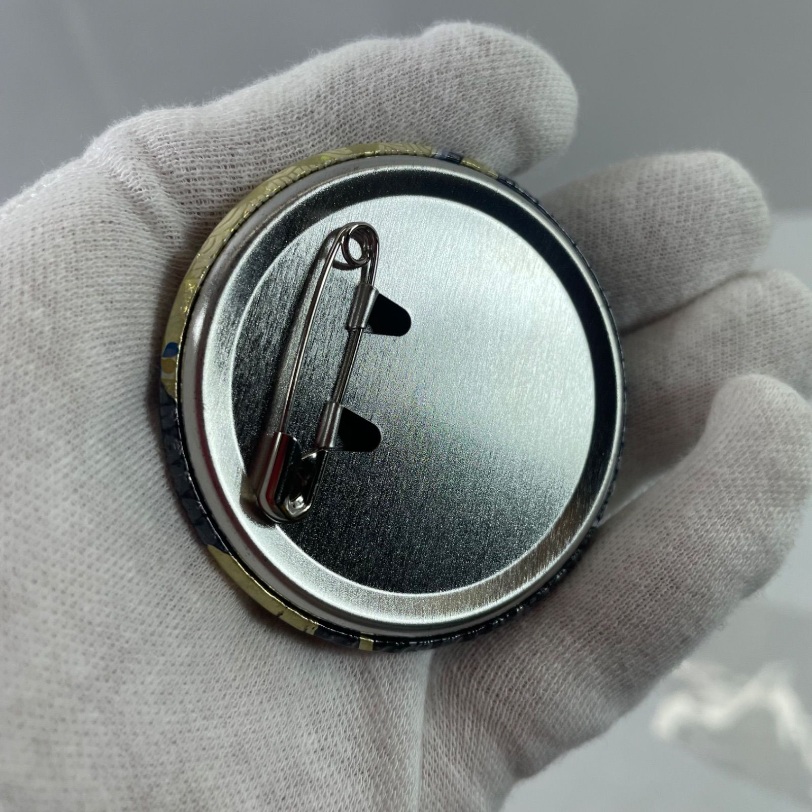 銀魂　土方　京都ブルルン滞在記 太秦映画村　ホログラム　缶バッジ 銀魂 東映太秦映画村 京都ブルルン滞在記 缶バッジ 高杉晋助 - メルカリ