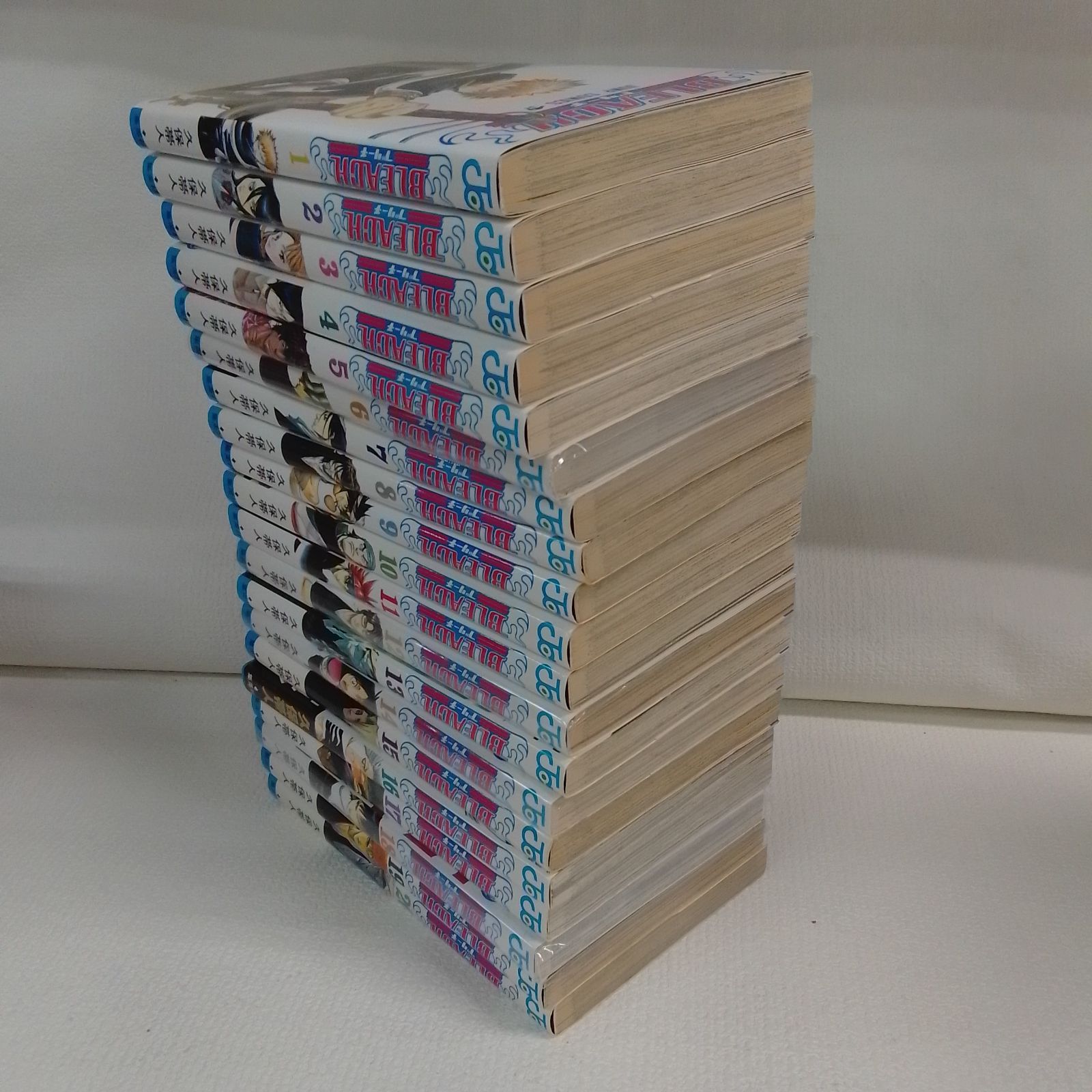 ☆①【未開封あり】BLEACH ブリーチ 1~74巻 全巻＋関連書籍1冊+関連DVD