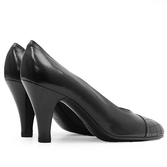 シャネル CHANEL マトラッセ キルティング パンプス ハイヒール 黒 SALE【美品】CHANEL シャネル パンプス レザー マトラッセ