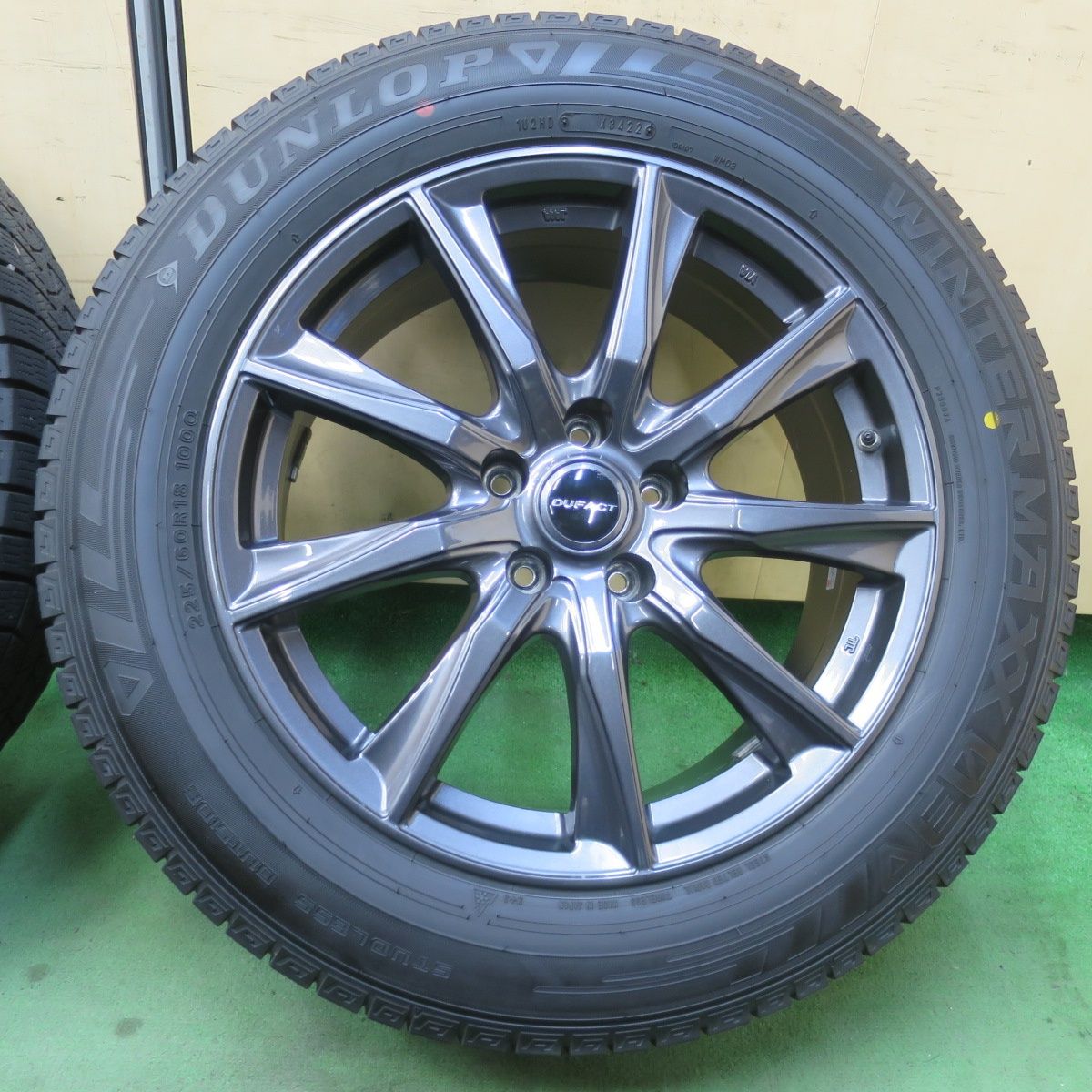 センサー付！バリ溝！23年！キレイ！9分☆スタッドレス 225/60R18