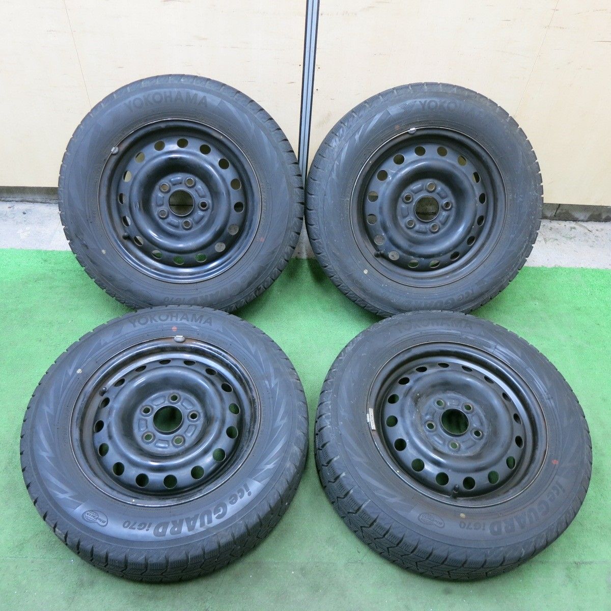 バリ溝！22年！9.5分☆スタッドレス 195/65R15 ヨコハマ アイスガード 