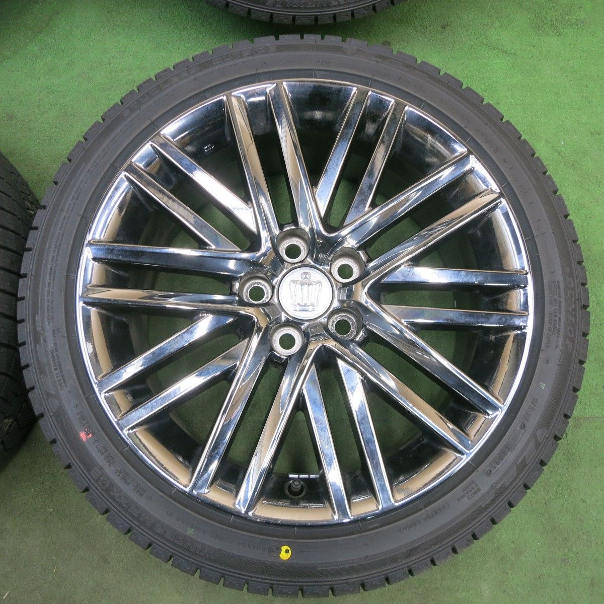 ほぼ未使用！25年☆トヨタ 210系 クラウン アスリート 純正 225/45R18 