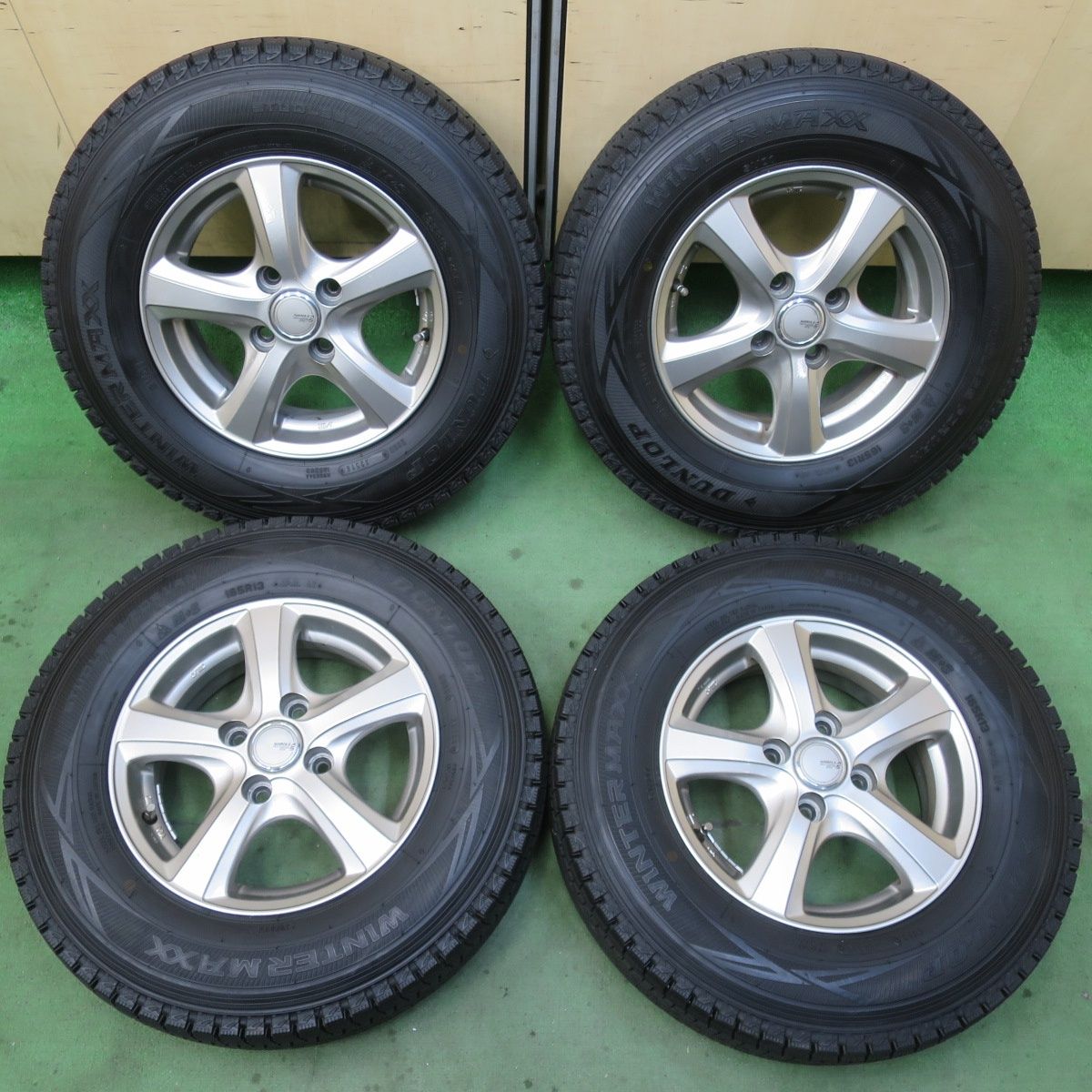 バリ溝！ほぼ10分☆スタッドレス 165R13 6PR ダンロップ ウインター