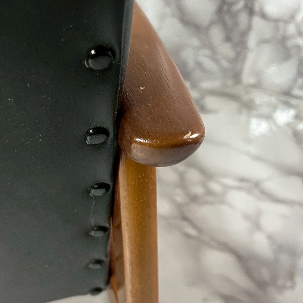 カリモク60 karimoku Kチェア 1人掛け ブラック レザー 木製フレーム