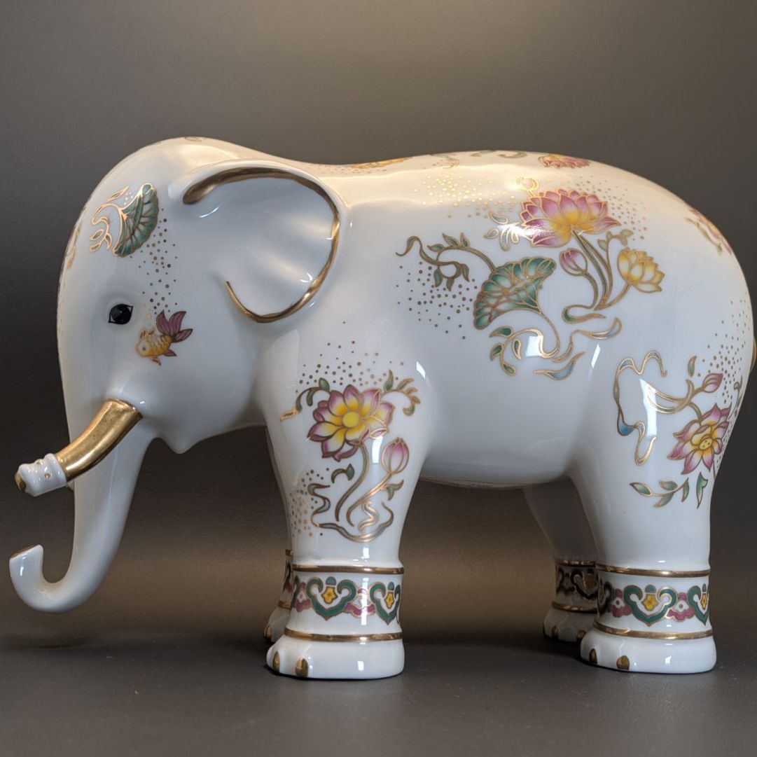 フランクリン・ミント 1989年 皇室の叡智の象 手描き磁器 白象 蓮の花